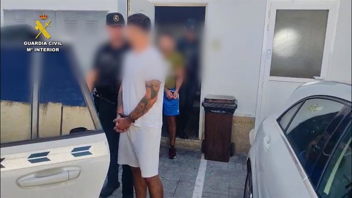 Imatge d'un instant de l'operatiu desenvolupat per la Guàrdia Civil