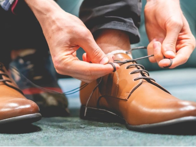 Archivo - Cordones de zapatos, zapato