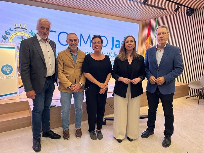 Participantes en la jornada sobre el cáncer de pulmón.