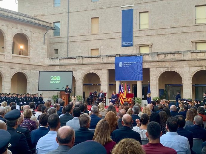 Acto de celebración del Día de la Policía Nacional