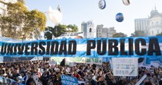 Política