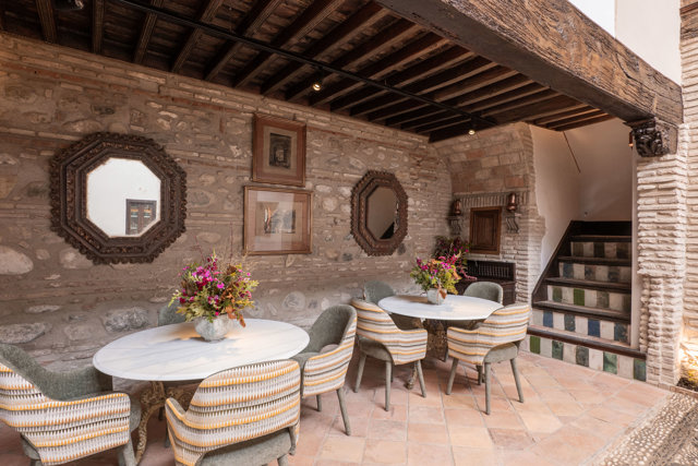 Monumental Hotel Yanguas Nazari Palace