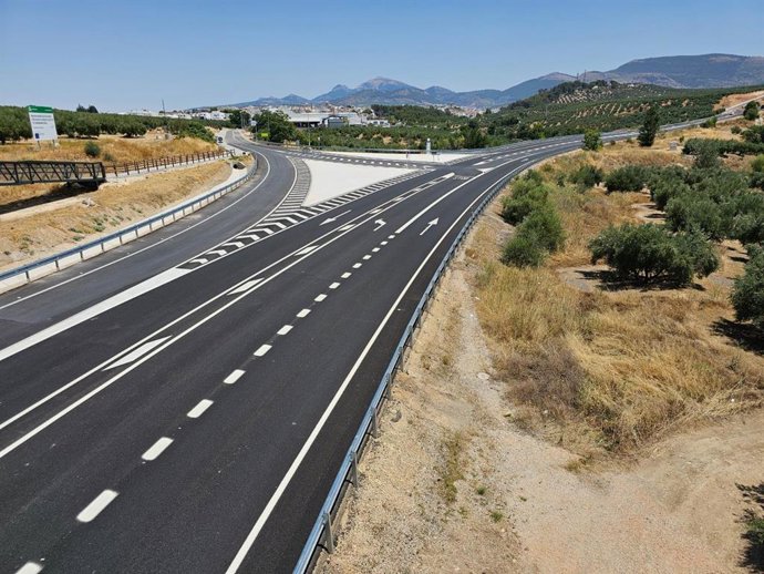 Acceso a Torredonjimeno (Jaén) desde la A-306