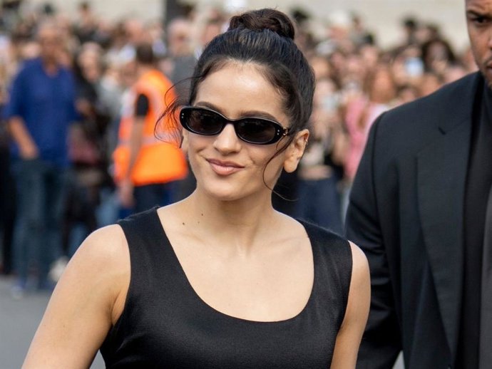 Rosalía durante la Fashion Week de París