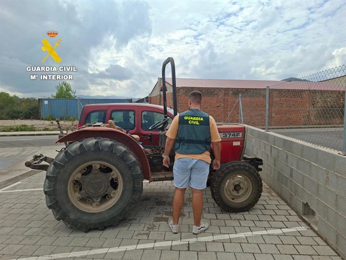 Detingut un home que va vendre un tractor sense consentiment del propietari a la Serra d'en Galceran