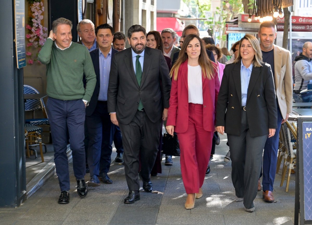 López Miras:  El PSOE se parece mucho más a una banda de mafiosos que a un partido político 