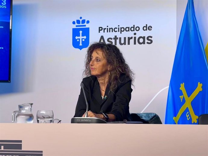 La consejera de Educación, Eva Ledo, explica los compromisos del debate de orientación política.