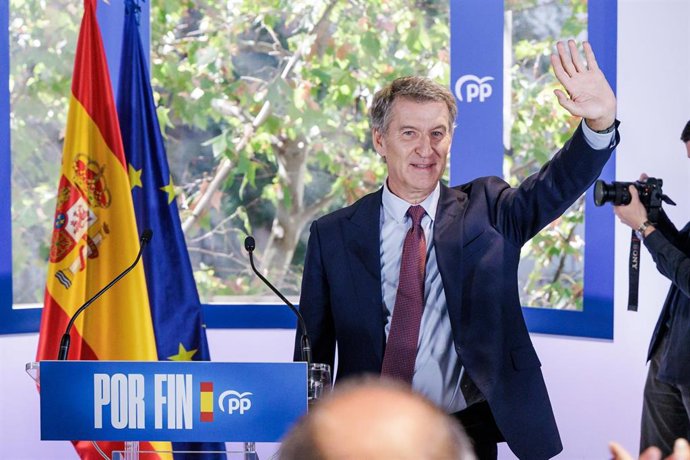 El presidente del Partido Popular, Alberto Núñez Feijóo, preside la reunión de la Junta Directiva Nacional del partido, a 8 de octubre de 2026, en Madrid (España).