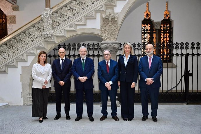 Macarena cuenca (Deusto Business School), Javier Valle (VidaCaixa), Tomás Muniesa (CaixaBank), Marc Simón (Fundación La Caixa), Lis Hehenberger (Esade) y Javier Márquez (Universidad Pontificia Comillas)