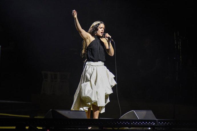 Archivo - Arquivo - A cantora Rosalía durante o Concerto-Manifesto pela Palestina no Palau Sant Jordi, em 29 de janeiro de 2026, em Barcelona, Catalunha (Espanha). O Concerto-Manifesto pela Palestina conta com artistas como Bad Gyal, Oques Grasses, Morad,