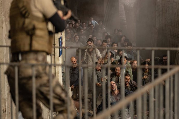 Los infectados atacan a un equipo de supervivientes tras un imprevisto  en el tráiler de Apocalipsis Z: Nuevo mundo