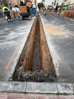 Obras de refuerzo de la red en Montequinto (Sevilla)