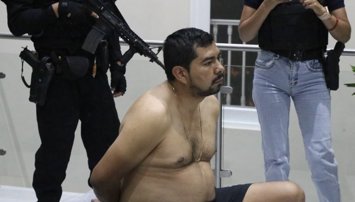 Política