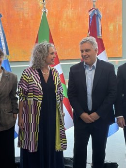 La vicelehendakari primera y consejera de Cultura y Política Lingüística del Gobierno Vasco, Ibone Bengoetxea, en Córdoba (Argentina)