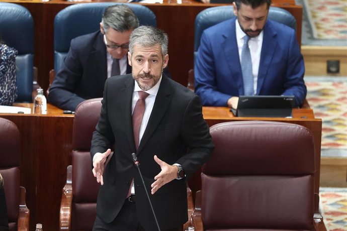El consejero de Presidencia, Justicia y Administración Local de la Comunidad de Madrid, Miguel Ángel García Martín, durante el pleno de la Asamblea de Madrid, a 8 de octubre de 2026, en Madrid (España). 