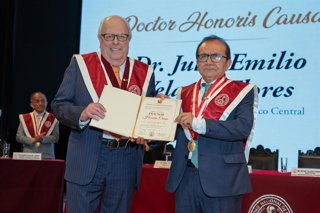 Perú.- Universidad Nacional de Ingeniería concede grado Doctor Honoris Causa a Julio Velarde