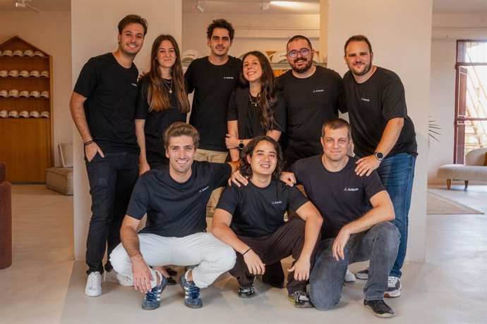 Autentic AI cierra una ronda de 1,5 millones con Carles Reina (Baobab), Lanai, Acurio y Masia.