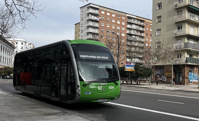 Archivo - Bus, urbano, autobús, Zaragoza