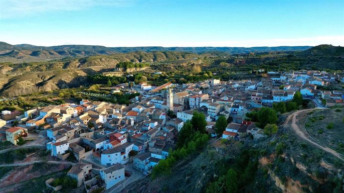 Archivo - Vista panorámica de Zarra. ARCHIVO. 