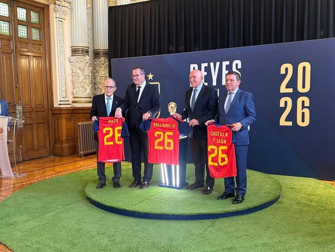 La exposición 'Reyes del Mundo' y la Copa del Mundo de fútbol recalan en Valladolid hasta este domingo