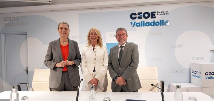 Àngela de Miguel en la presentación de CEOE Mujeres Empresarias Valladolid