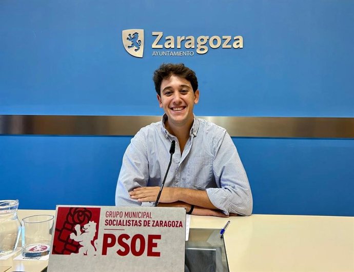 El concejal del grupo municipal del PSOE en el Ayuntamiento de Zaragoza, Guillermo Ortiz