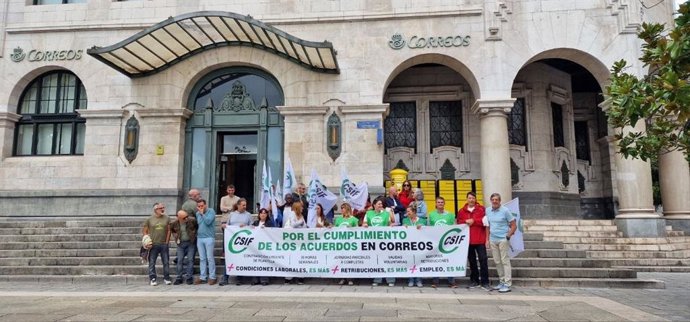CSIF se concentra en Santander, a 17 de septiembre de 2026.