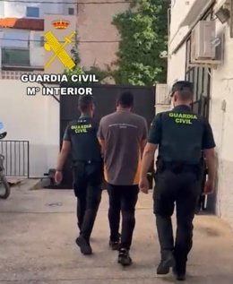 Detenido en Alicante el miembro de una banda que trasladaba a inmigrantes embarazadas a la provincia de Burgos.