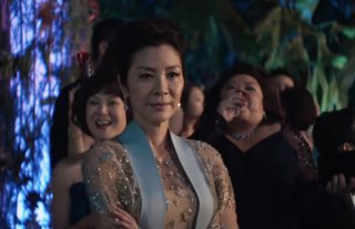 La serie de Crazy Rich Asians pone fecha a su rodaje y confirma el regreso de Michelle Yeoh y más