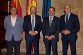 Foto: Louzán y De la Fuente asisten a la recepción por el Día de la Comunidad Valenciana