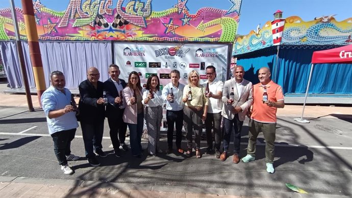 Responsables municipales en 'Destapa la Feria', actividad con la que han arrancado diez día de la Feria de San Lucas