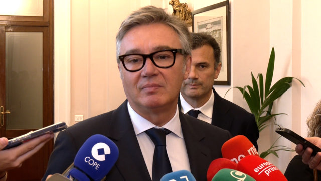 Junta y Ayuntamiento de Cádiz abordan la continuidad del proyecto de la Ciudad d