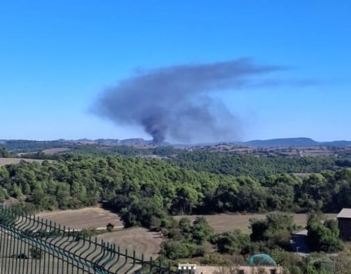 L'incendi en una empresa de plàstics a Santa Coloma de Queralt (Tarragona)