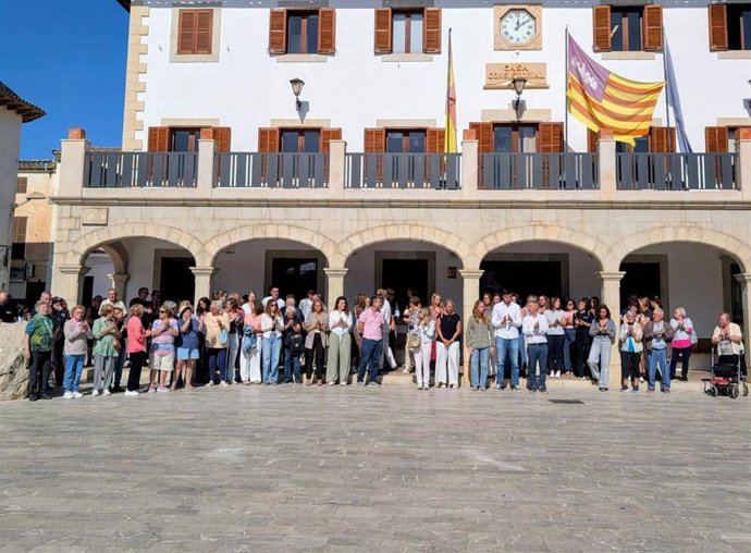 Minuto de silencio por el 8º aniversario de la torrentada de Sant Llorenç des Cardassar.