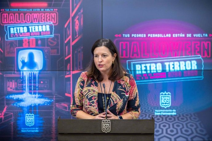 La alcaldesa de San Fernando, Patricia Cavada, presenta la programación de Halloween 2026.