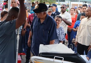 Como parte del seguimiento a la situación tras el sismo, el presidente José Raúl Mulino visitó el Hospital Aquilino Tejeira, en Penonomé, para conocer las condiciones del centro hospitalario y las posibles afectaciones.
