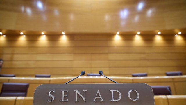 Archivo - Tribuna de oradores del Senado durante un pleno en el Senado, a 12 de marzo de 2025, en Madrid (España).