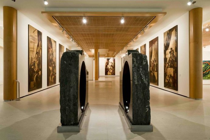 La Sala de Arte de la Ciudad Financiera acoge a la Colección Banco Santander en una exposición que reúne más de 200 obras. Boadilla del Monte