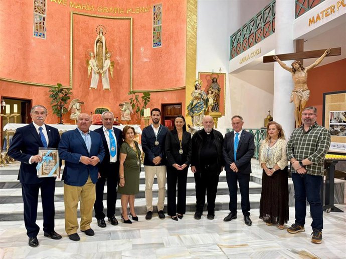 La consejera de Turismo, Cultura y Deportes, Carmen Conesa, participó en el acto de entrega de la Virgen de la Purísima de Barriomar tras su paso por el Centro de Restauración de la Región de Murcia.