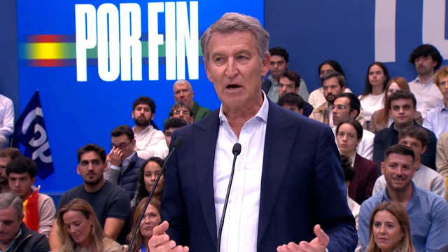 Feijóo promete gobernar "con la verdad por delante" e imprimir a España un "camb