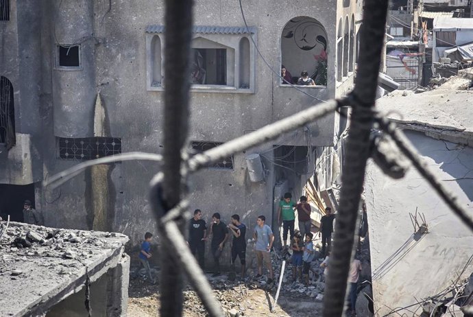 Ataque de las fuerzas de Israel en Jan Yunis, Franja de Gaza, Territorio Palestino