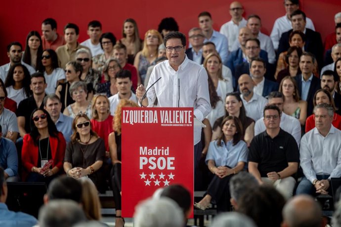 El secretario general del PSOE de Madrid, candidato a la Presidencia de la Comunidad de Madrid y ministro para la Transformación Digital y de la Función Pública, Óscar López, durante el acto de presentación de candidaturas del PSOE de Madrid para las elec