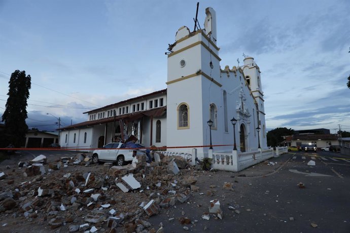Panamá.- Panamá informa de daños en 188 escuelas, así como en viviendas, hospitales e iglesias por el terremoto