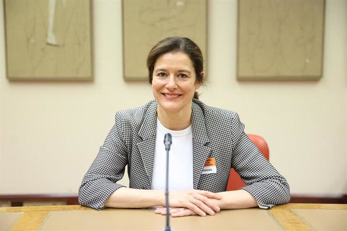 Archivo - La cabeza de lista de Democracia 21 para las elecciones del 29 de noviembre, Miriam González.