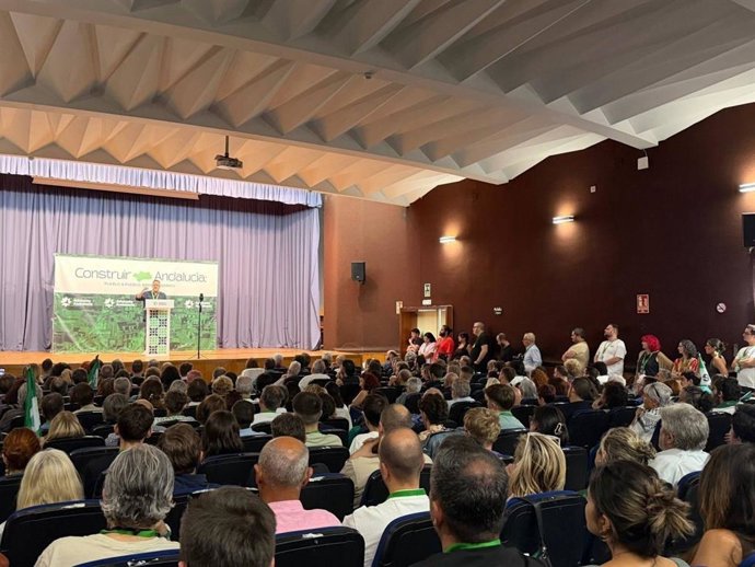 Conferencia Municipalista de Adelante Andalucía celebrada en Sevilla.