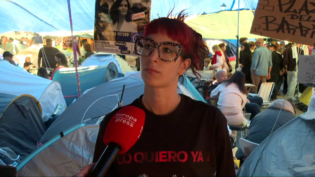 Acampados en Sol aseguran que seguirán movilizados pese al desgaste físico y emo