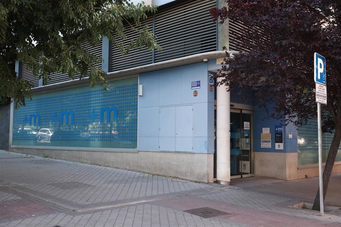 Archivo - Fachada de una oficina de Atención Integral al Contribuyente, a 4 de junio de 2026, en Madrid (España).  