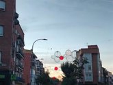 Foto: Ya es Navidad en Madrid, o casi, con la instalación de las luces y 900.000 euros más de presupuesto