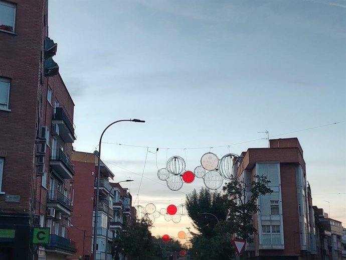 Archivo - Luces navideñas en Madrid