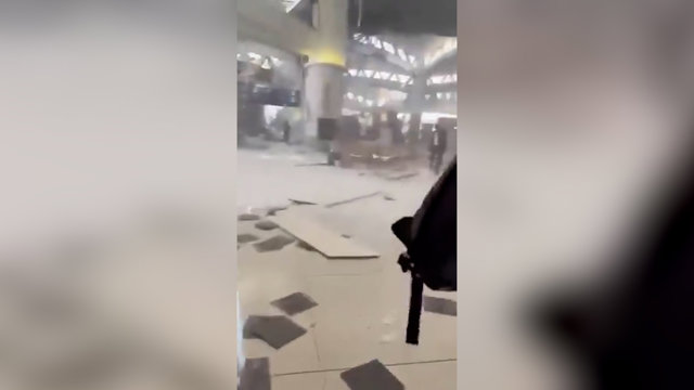 Al menos doce muertos en un ataque de los hutíes sobre el aeropuerto de Riad